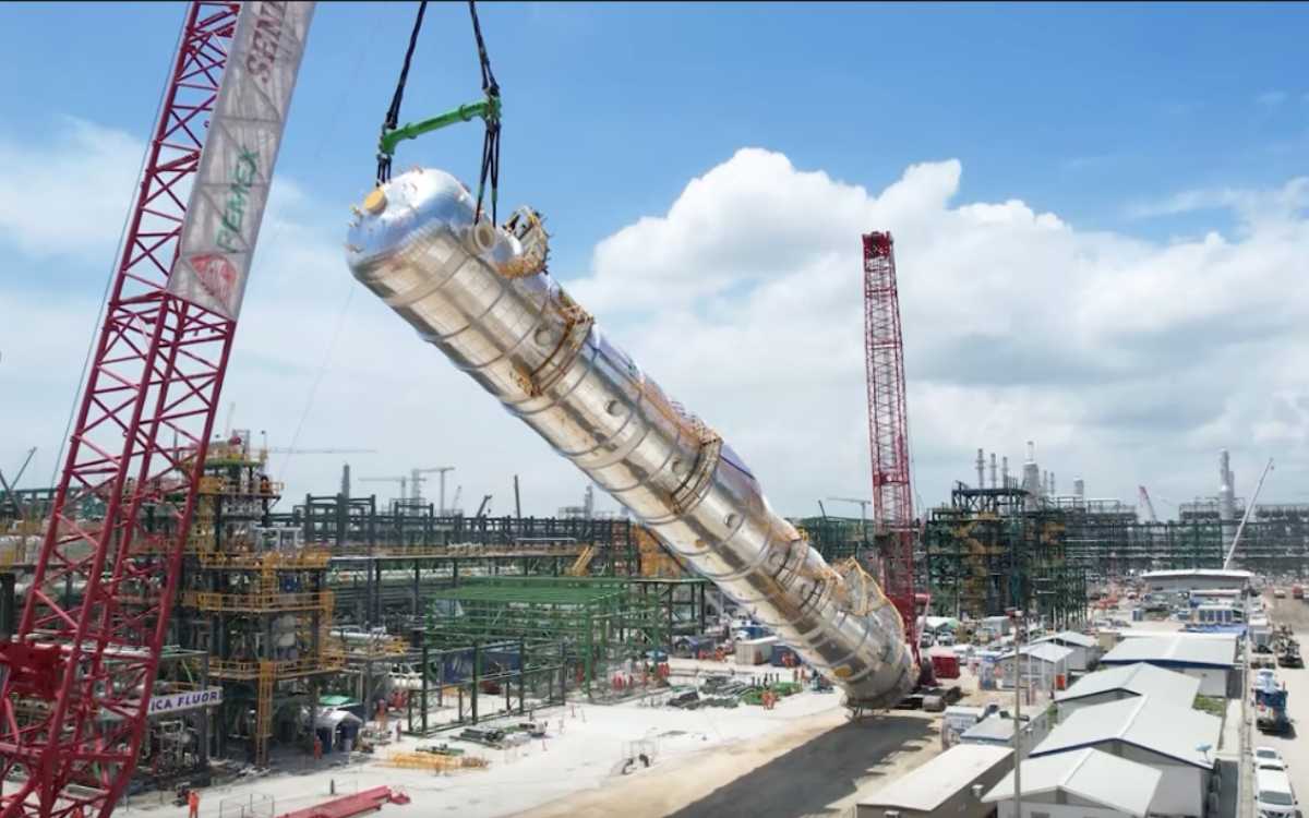 Dos Bocas se encareció al doble, apunta reporte de Bloomberg