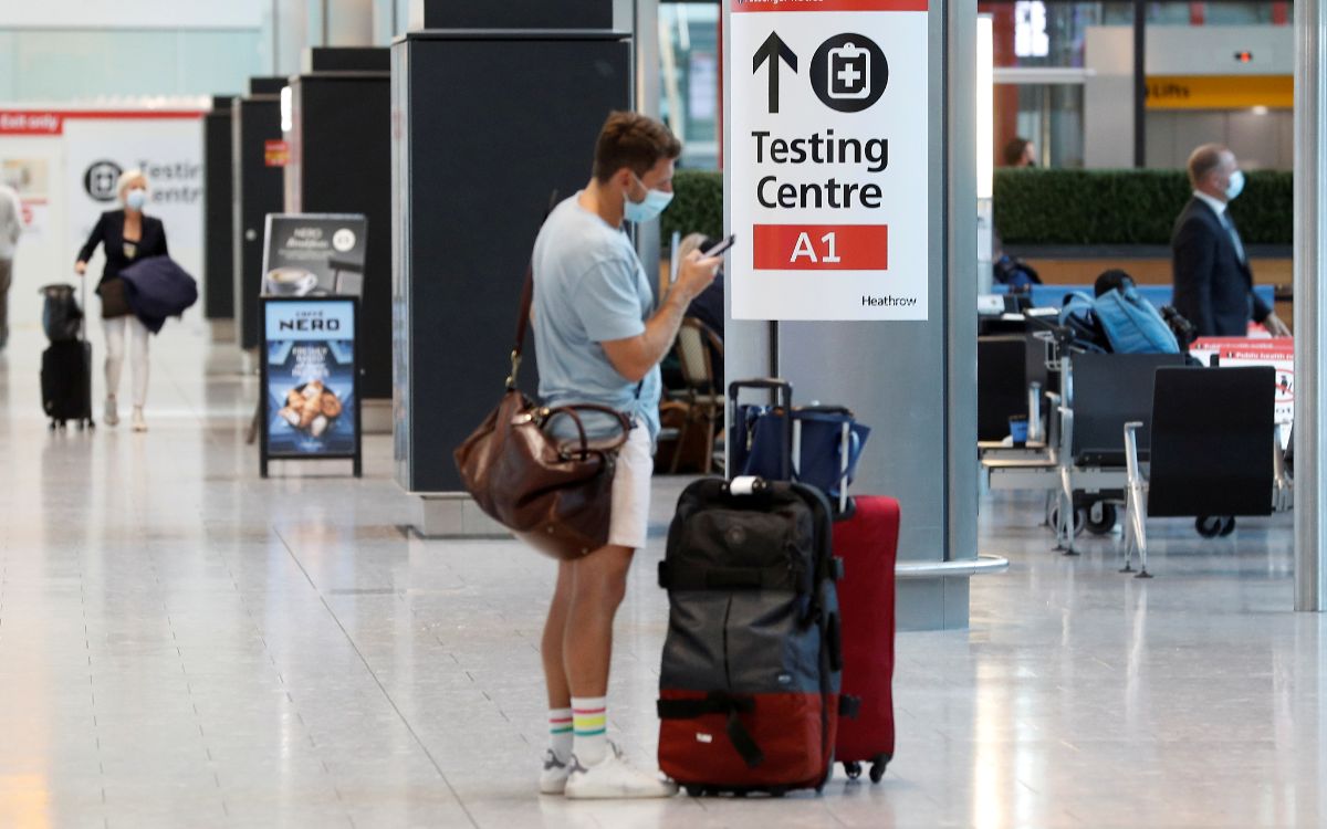 EU quitará requisito de prueba de Covid-19 para los visitantes internacionales: Reuters