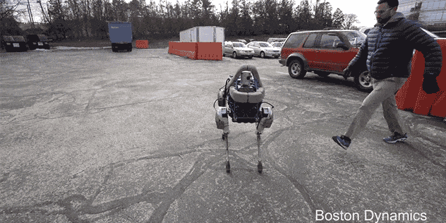 Echa un vistazo a estos 11 robots extraños que nos hacen reír, encogernos y decir ‘Whoa’
