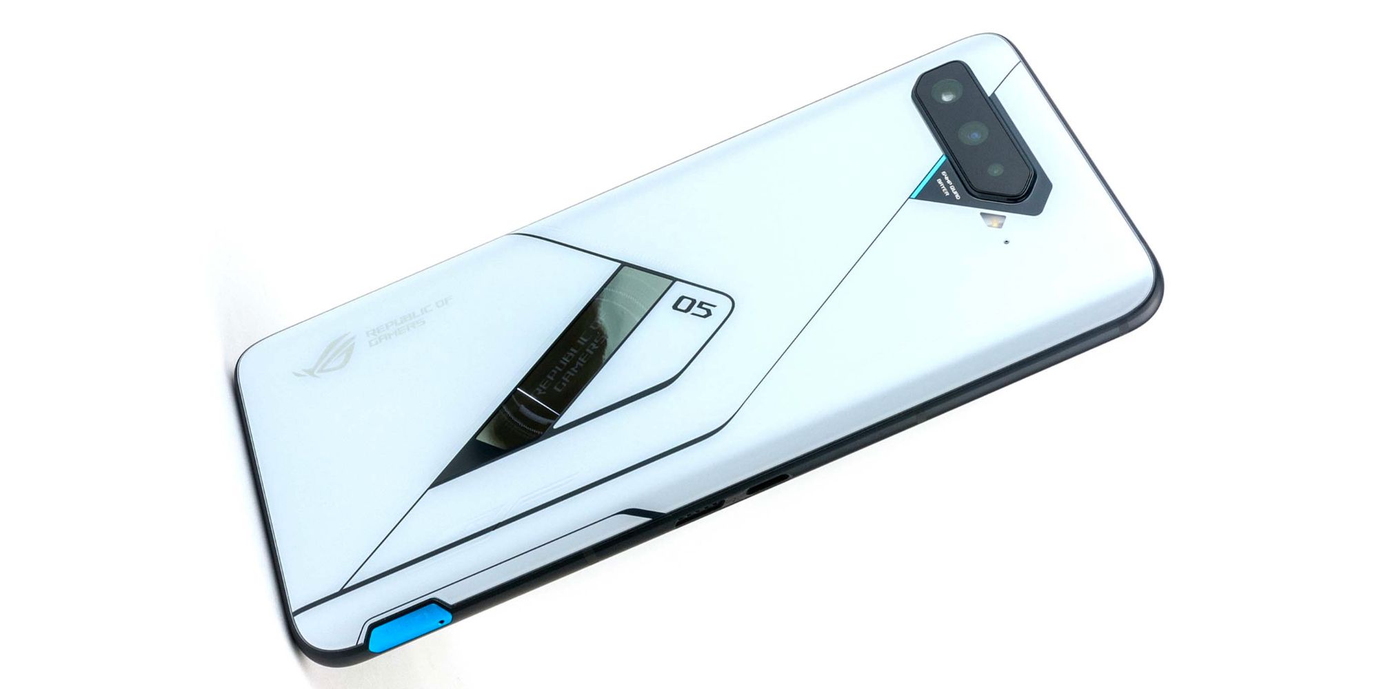 Echa un vistazo al ASUS ROG Phone 6 en el evento de lanzamiento virtual