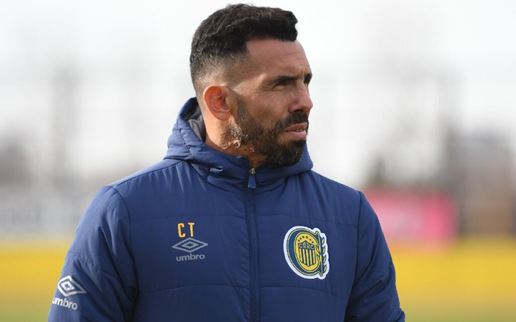 El 'Apache' Tevez debuta con derrota como entrenador