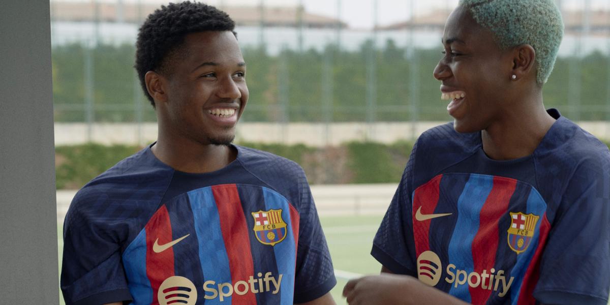 El Barça hace oficial la camiseta 2022-23