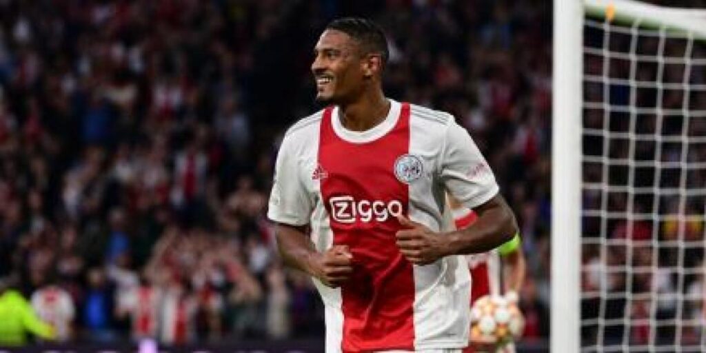 El Borussia Dortmund va con todo a por Haller