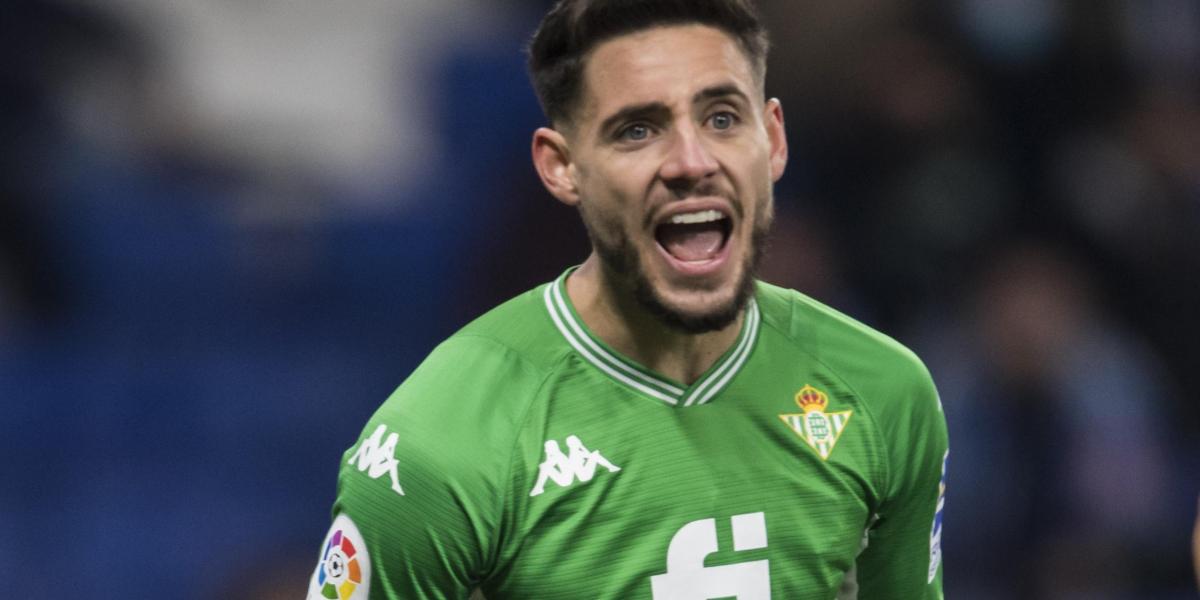 El Fulham, interesado en fichar a Álex Moreno