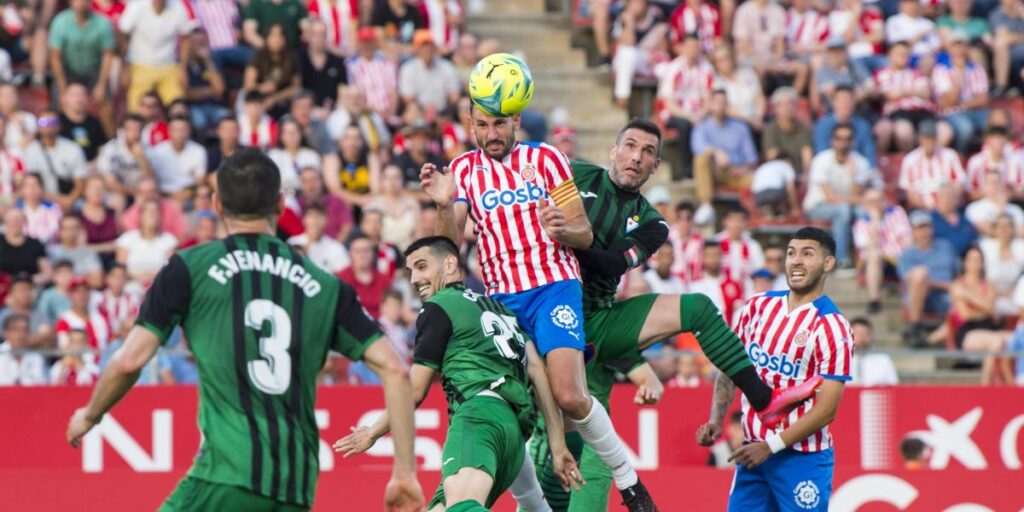El Girona, sin complejos, a remontar en Ipurua