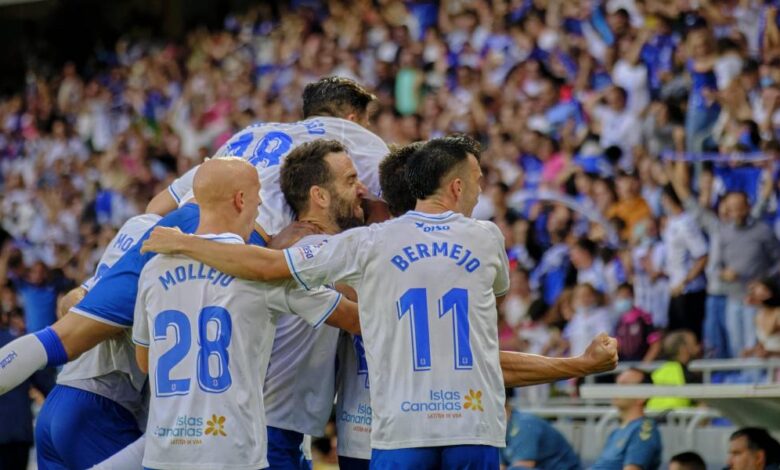 El Tenerife busca su primer ascenso en el Heliodoro
