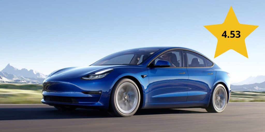 El auto Tesla Model 3 mejor calificado entre los conductores en EE. UU. y Europa