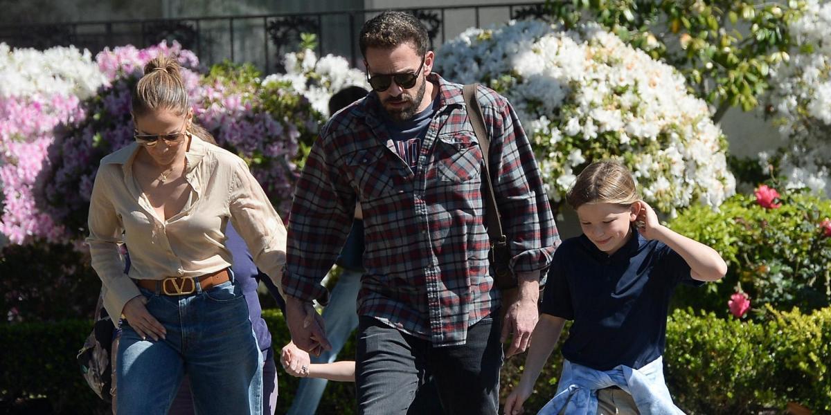 El hijo de 10 años de Ben Affleck estrella un Lamborghini contra otro coche