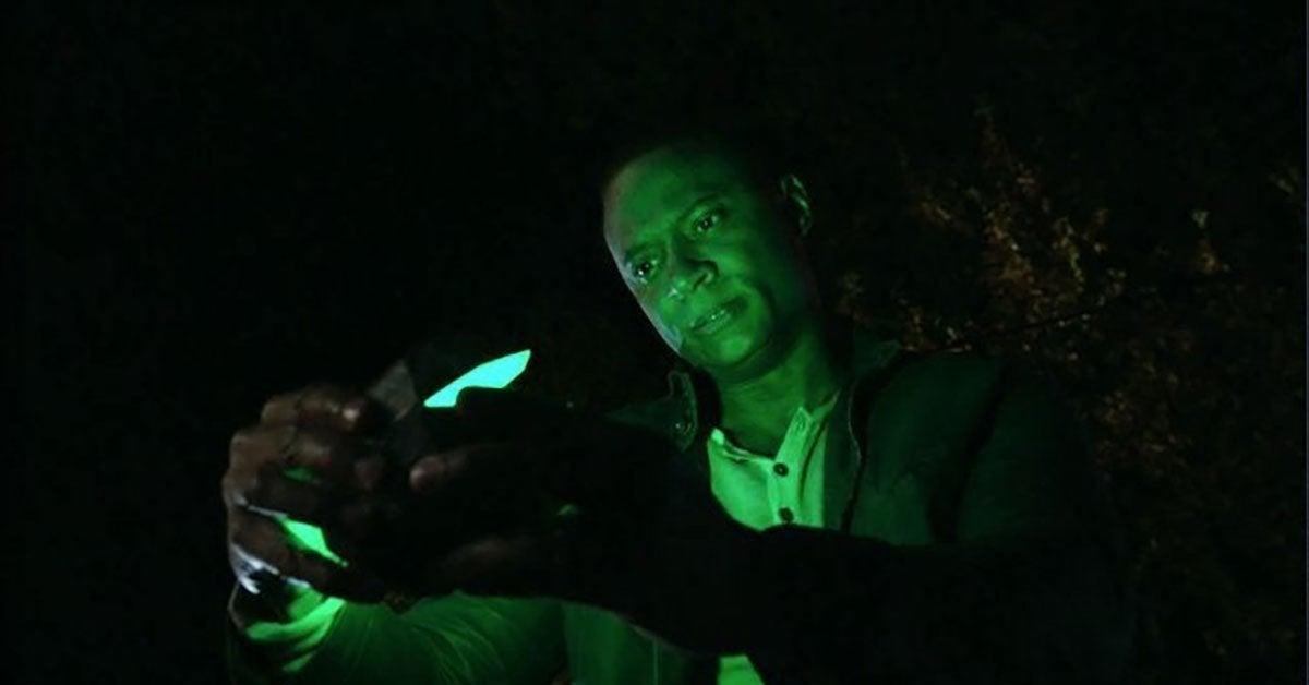 “El hombre de la corbata amarilla” resuelve la provocación de Linterna Verde de Arrow