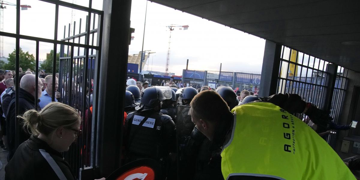 El prefecto de la Policía francesa reconoce "el fracaso" en la final de la Champions