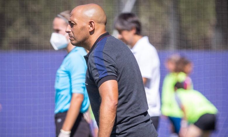 El técnico Ángel Villacampa abandona el Levante por motivos personales