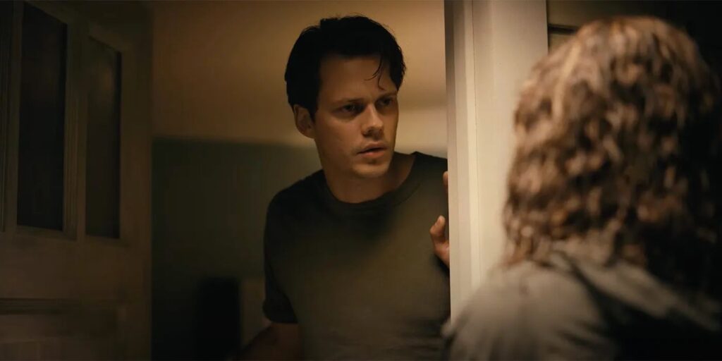 El tráiler de Bárbaro muestra el regreso al horror del actor de Pennywise Bill Skarsgard