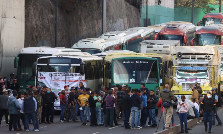 El transporte público en Ciudad de México sube su tarifa un peso tras las protestas de los chóferes