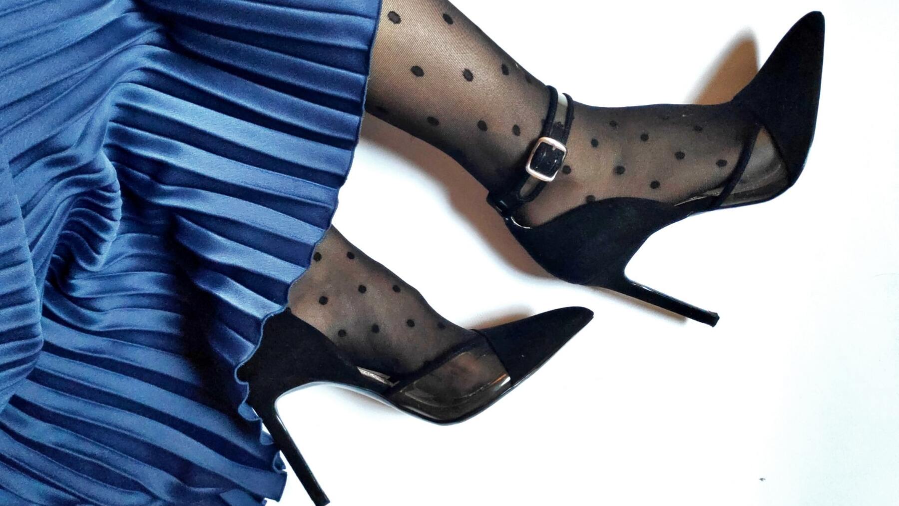 El truco más raro pero efectivo para aguantar los zapatos de tacón sin dolor