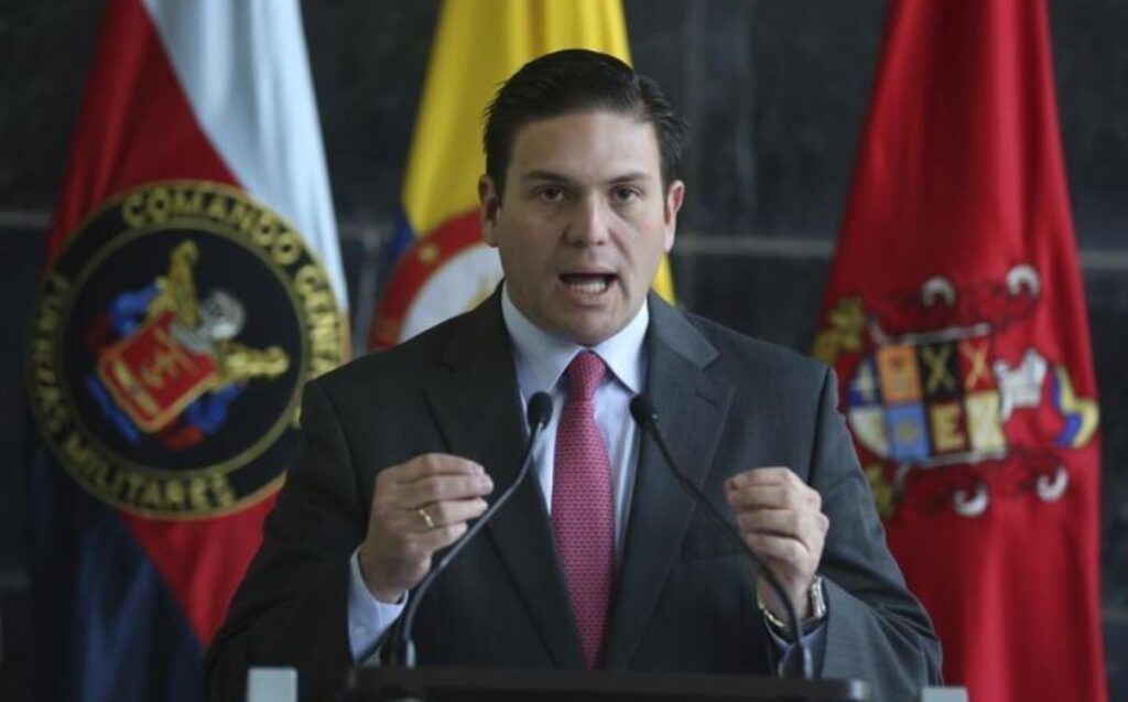 Embajador de Colombia en EU dimite tras triunfo de Petro: "no trabajaré con la siguiente administración"