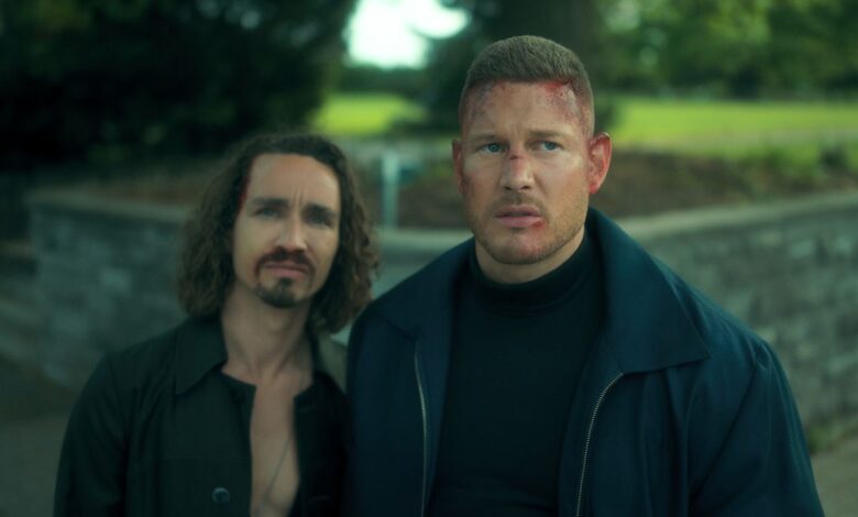 Entrevista a Robert Sheehan y Tom Hopper: The Umbrella Academy Temporada 3