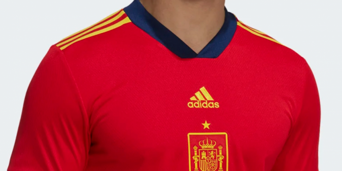 España jugará ante la República Checa con la camiseta de la Eurocopa femenina