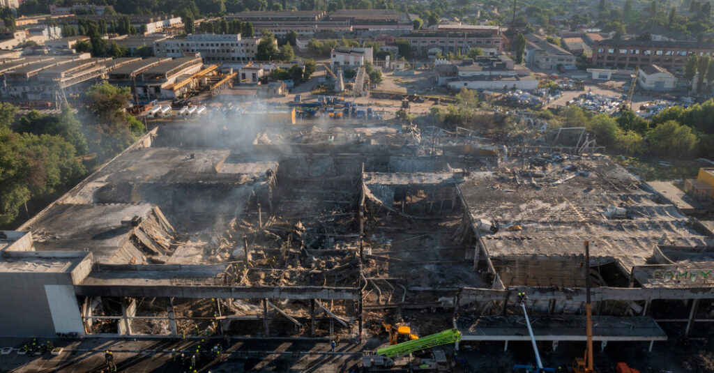'Estaba volando de cabeza': un viaje de compras destrozado por un misil
