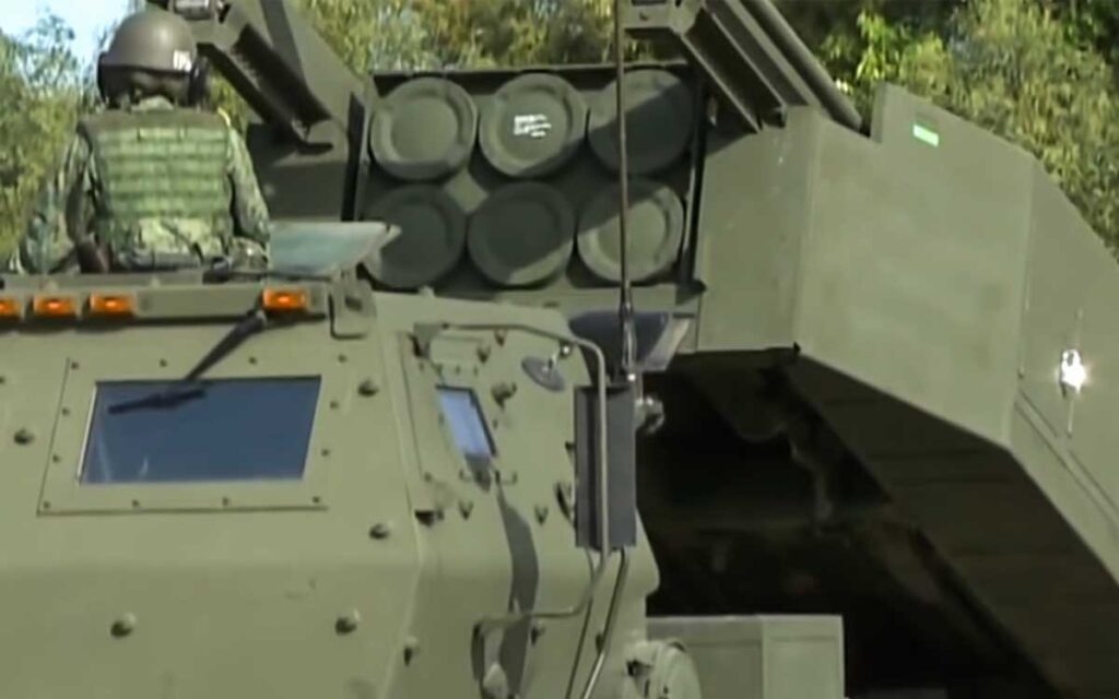 Estados Unidos anuncia que enviará sistemas multicohete a Ucrania para golpear 'objetivos clave'