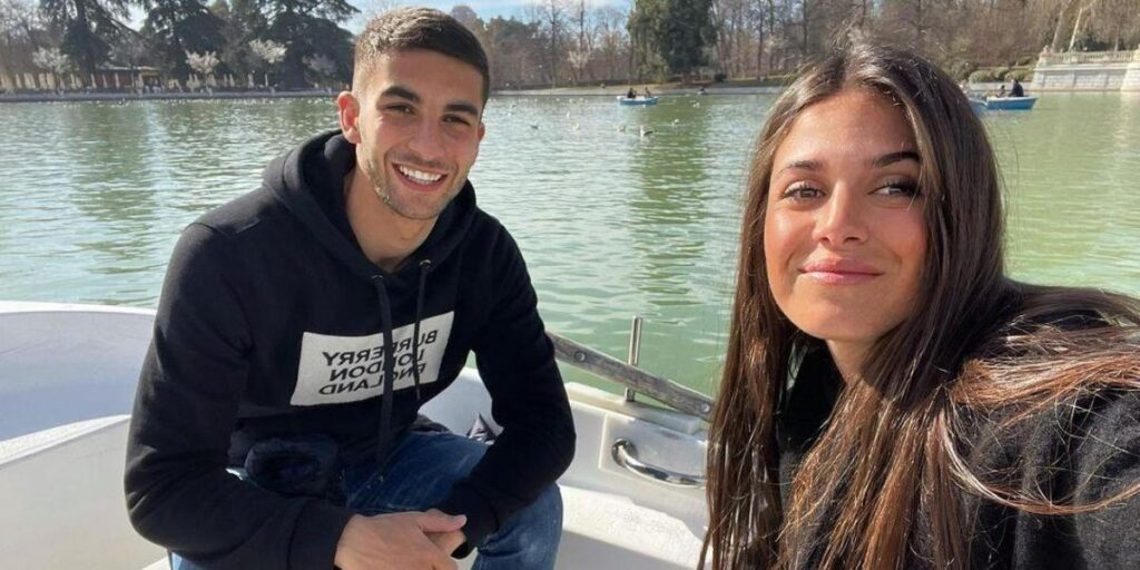 Ferran Torres y Sira Martínez amplían la familia