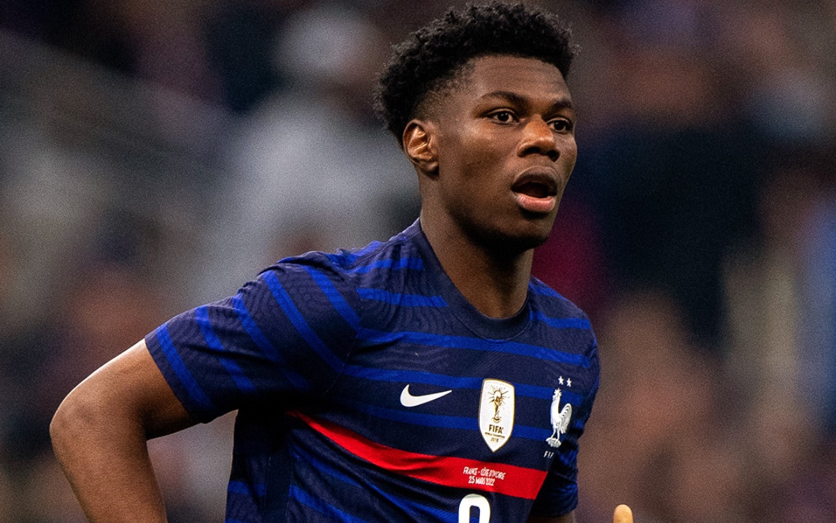 Ficha Real Madrid a Aurélien Tchouaméni hasta el 2027 | Video