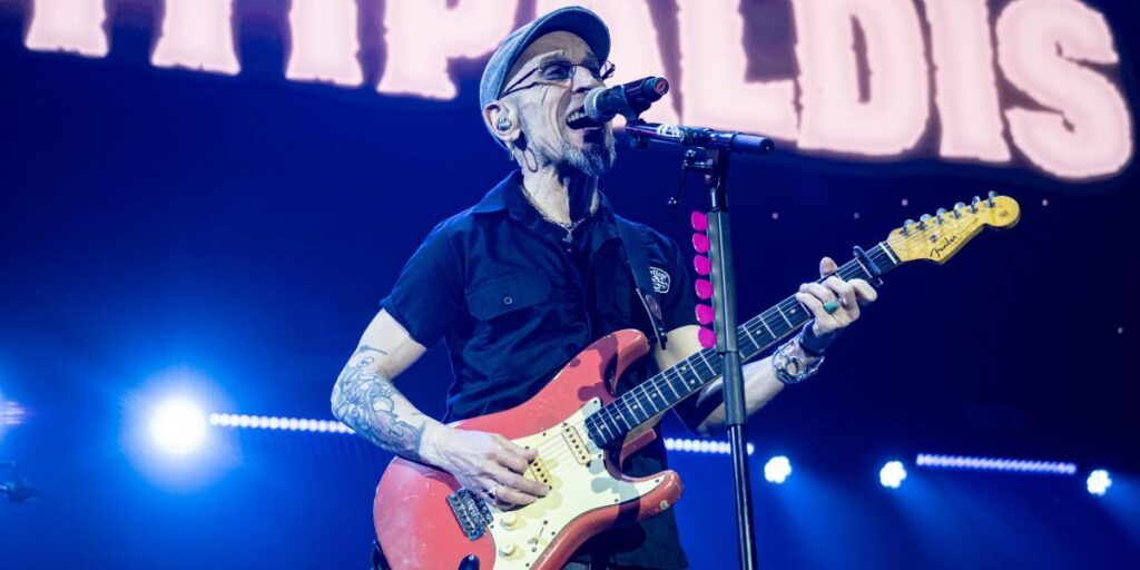 Fito &amp; Fitipaldis reconquista Barcelona en un concierto cargado de emociones