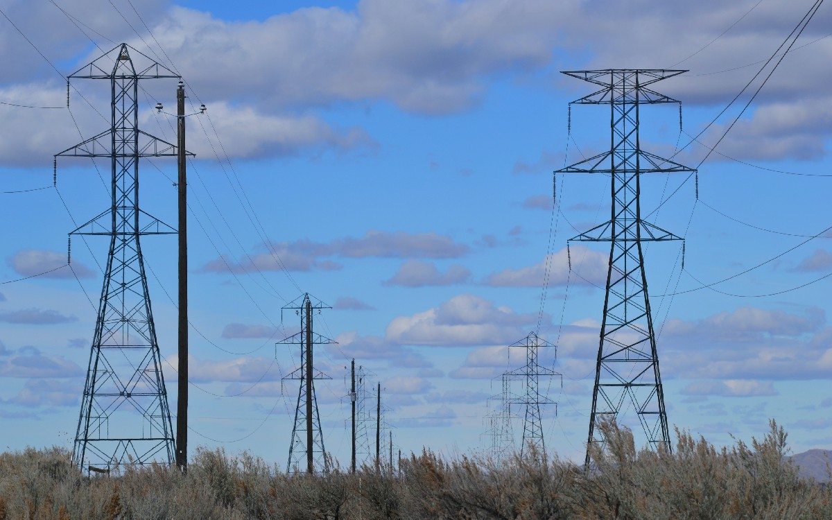 Francia trabaja en planes de contingencia mientras se avecina crisis energética