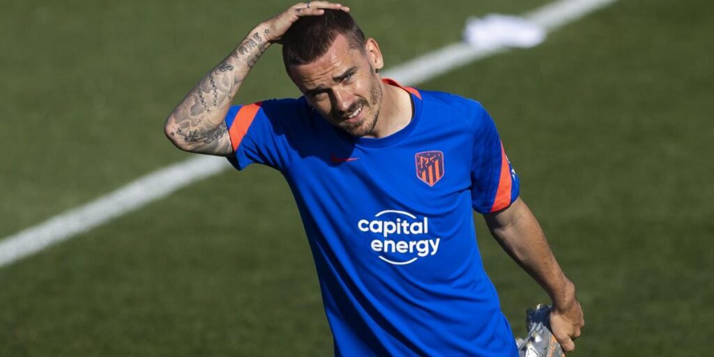 Griezmann comparte su sorprendente y colorido nuevo 'look'