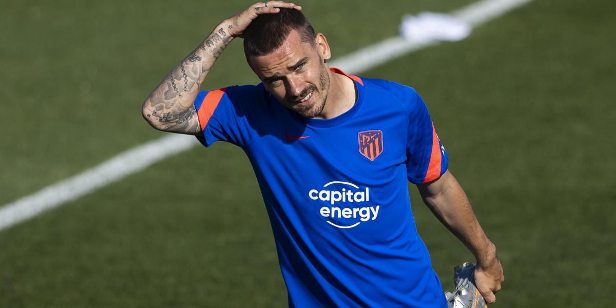 Griezmann comparte su sorprendente y colorido nuevo 'look'