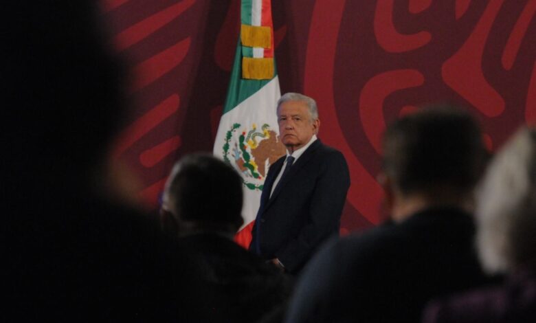 Gustavo Petro enfrenta 'guerra sucia' en Colombia: AMLO; 'respete la autonomía', le pide gobierno colombiano