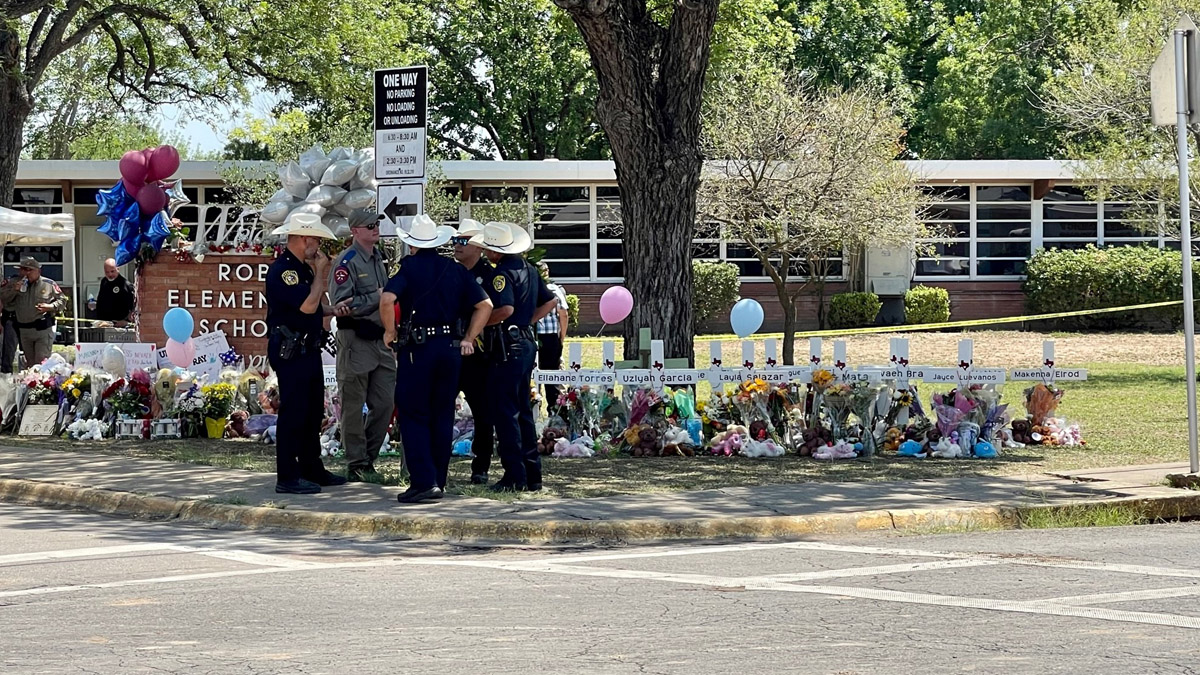 Hermana de niña que murió en la masacre en Uvalde testifica ante legisladores de Texas