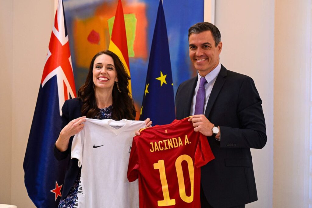 Jacinda Ardern defiende que el resultado de la cumbre de la OTAN no debe ser el rearme sino “la desescalada”