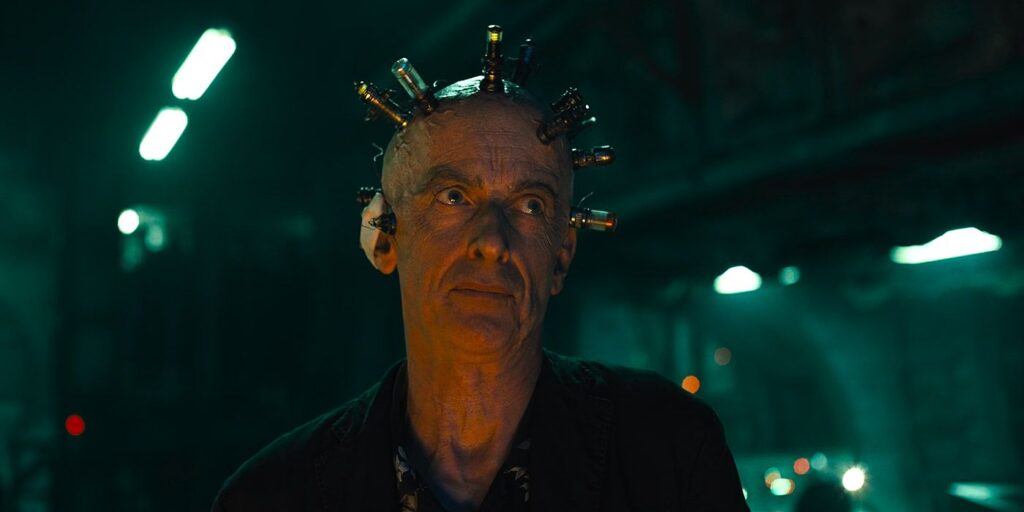 James Gunn se burla de los planes futuros de DCEU con una imagen de pensador críptico