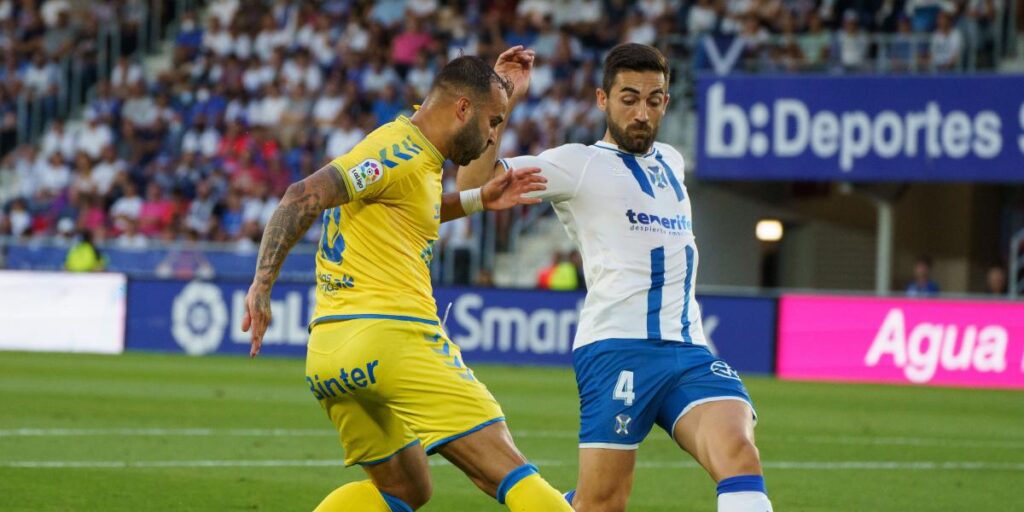 Jesé duda de su continuidad en Las Palmas y de los cambios de García Pimienta