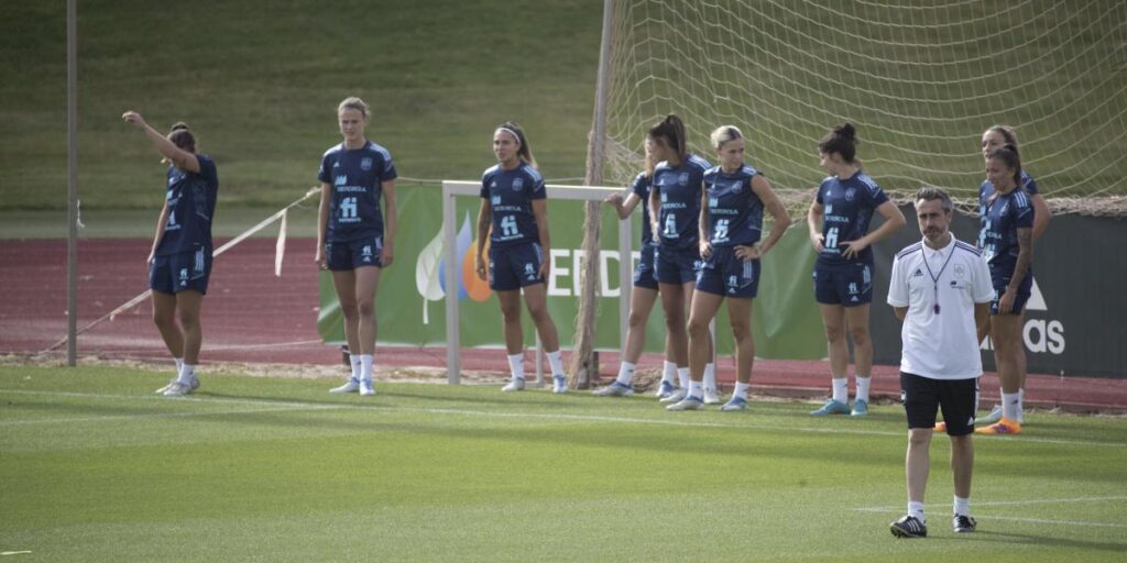 Jorge Vilda dará la lista definitiva este lunes