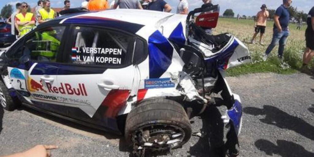 Jos Verstappen no tuvo tan buen fin de semana como su hijo...