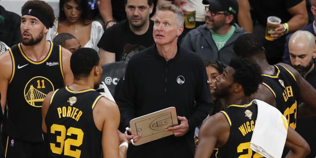 Kerr: "Los rebotes ofensivos nos mataron"