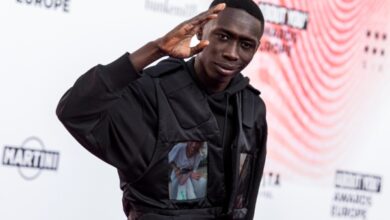 Khaby Lame destrona a Charli D'Amelio como la creadora de TikTok más seguida