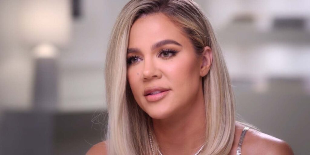 Khloe Kardashian responde a la reacción violenta por los últimos tweets