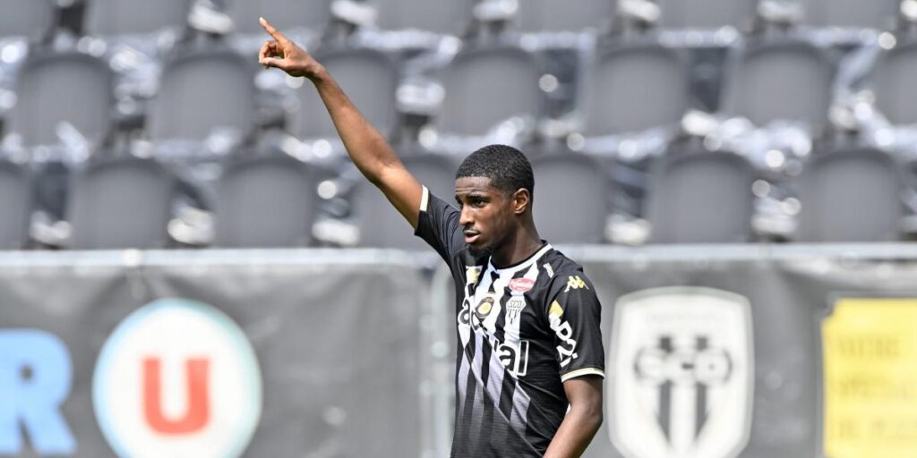 La Real sondea a los extremos