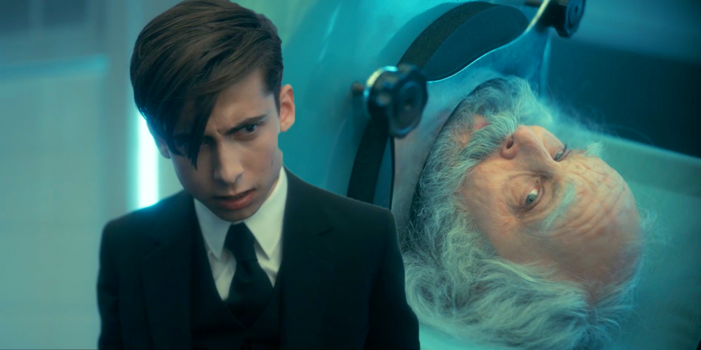 La advertencia de Old Five en la temporada 3 de Umbrella Academy explicada