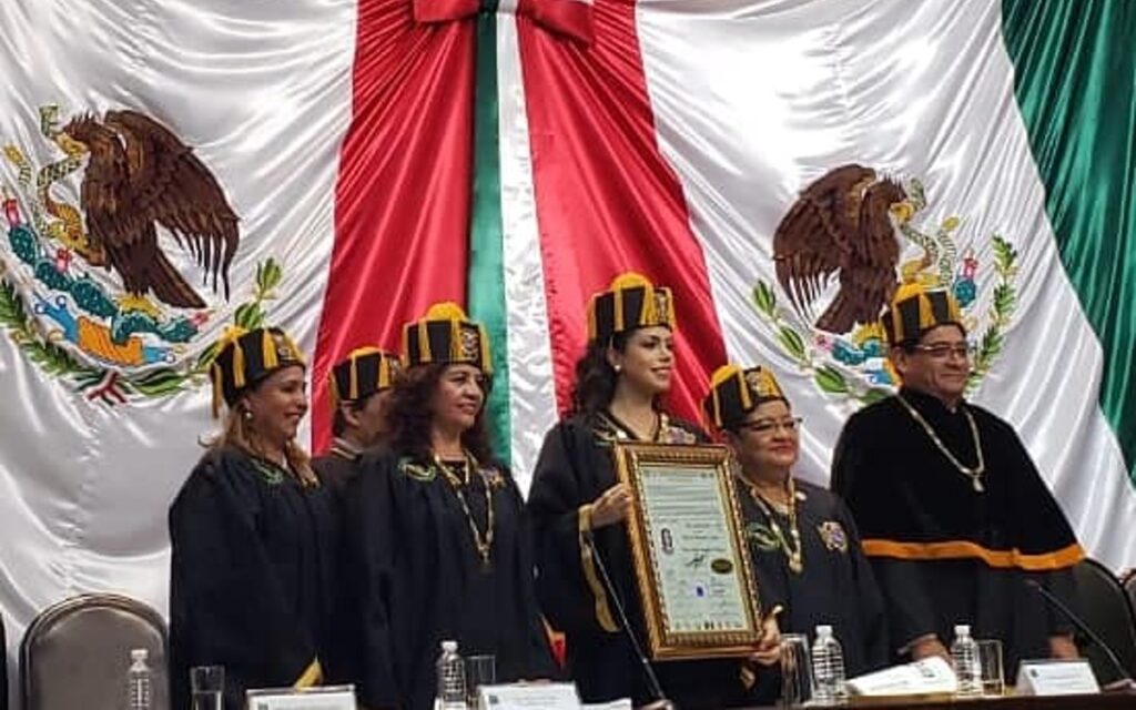 La cantante Yrma Lydya fue reconocida en el Senado y Cámara de Diputados