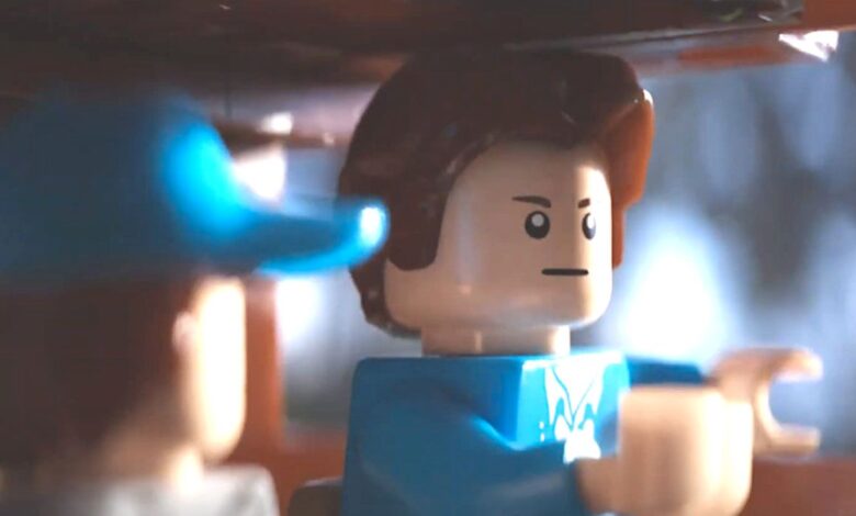 La divertida escena de Dustin y Steve de la temporada 4 de Stranger Things recreada con LEGO