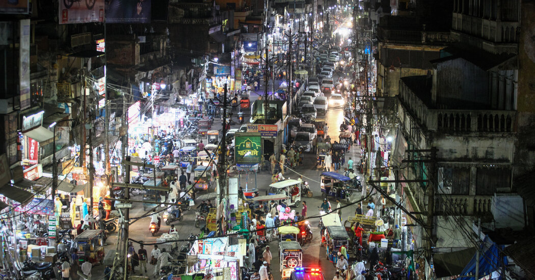 La economía de la India está creciendo rápidamente.  ¿Por qué no puede producir suficientes puestos de trabajo?