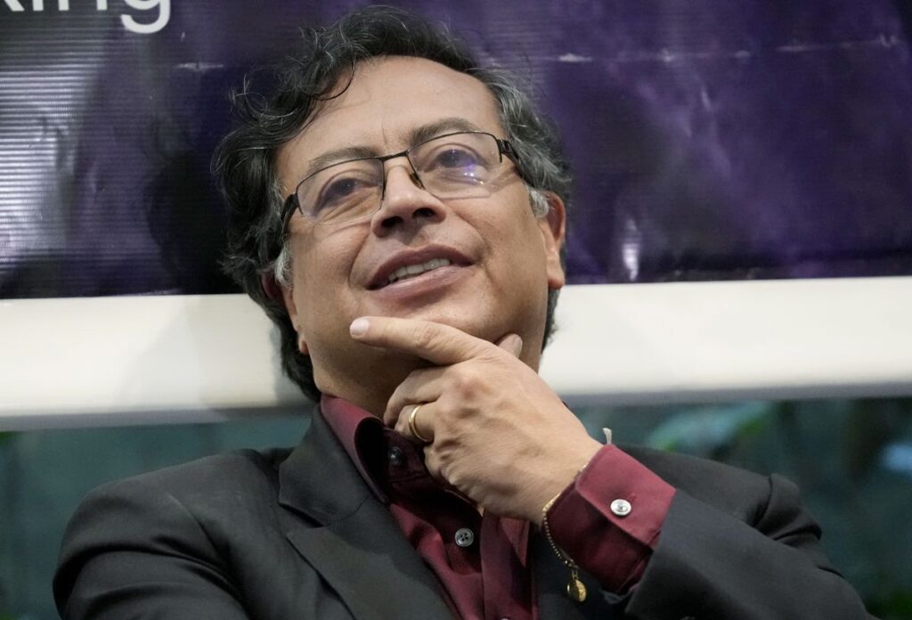 La filtración de grabaciones del equipo de Gustavo Petro enturbia la campaña en Colombia
