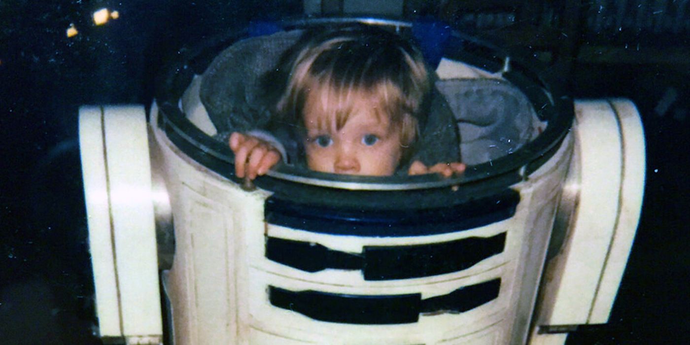 La foto del set de Star Wars de Mark Hamill muestra un momento adorable entre padre e hijo