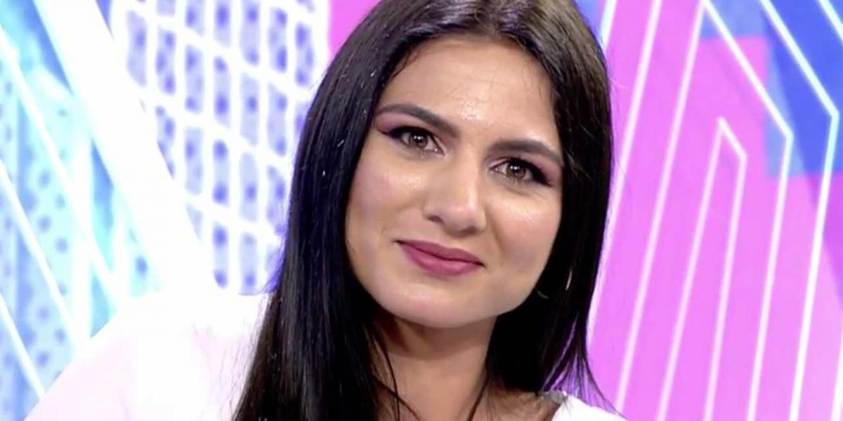 La hija de Ana María Aldón muestra su apoyo a Rocío Carrasco y prepara una exclusiva