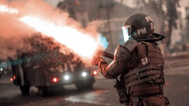 La policía chilena aumentó 23 veces el gasto en arsenal no letal para aplacar las protestas de 2019