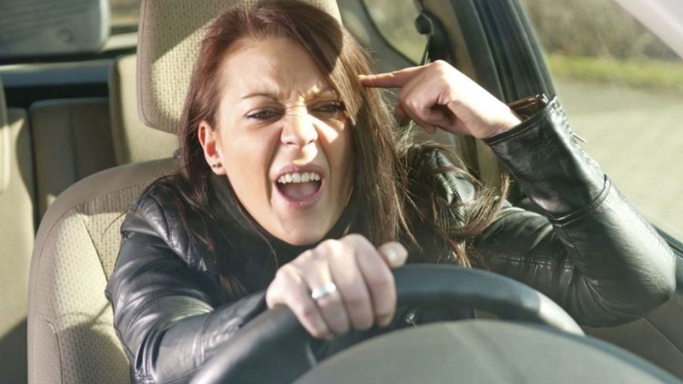 Las 5 normas de tráfico más absurdas del mundo