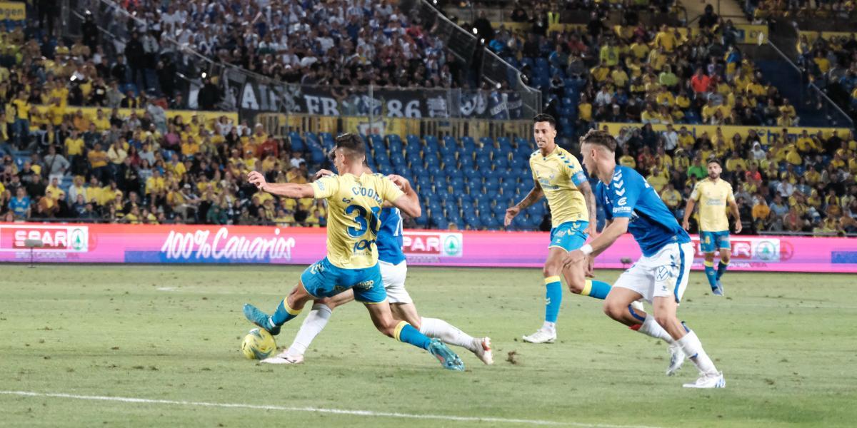 Las Palmas y Tenerife ya conocen sus calendarios de LaLiga Smartbank 22/23